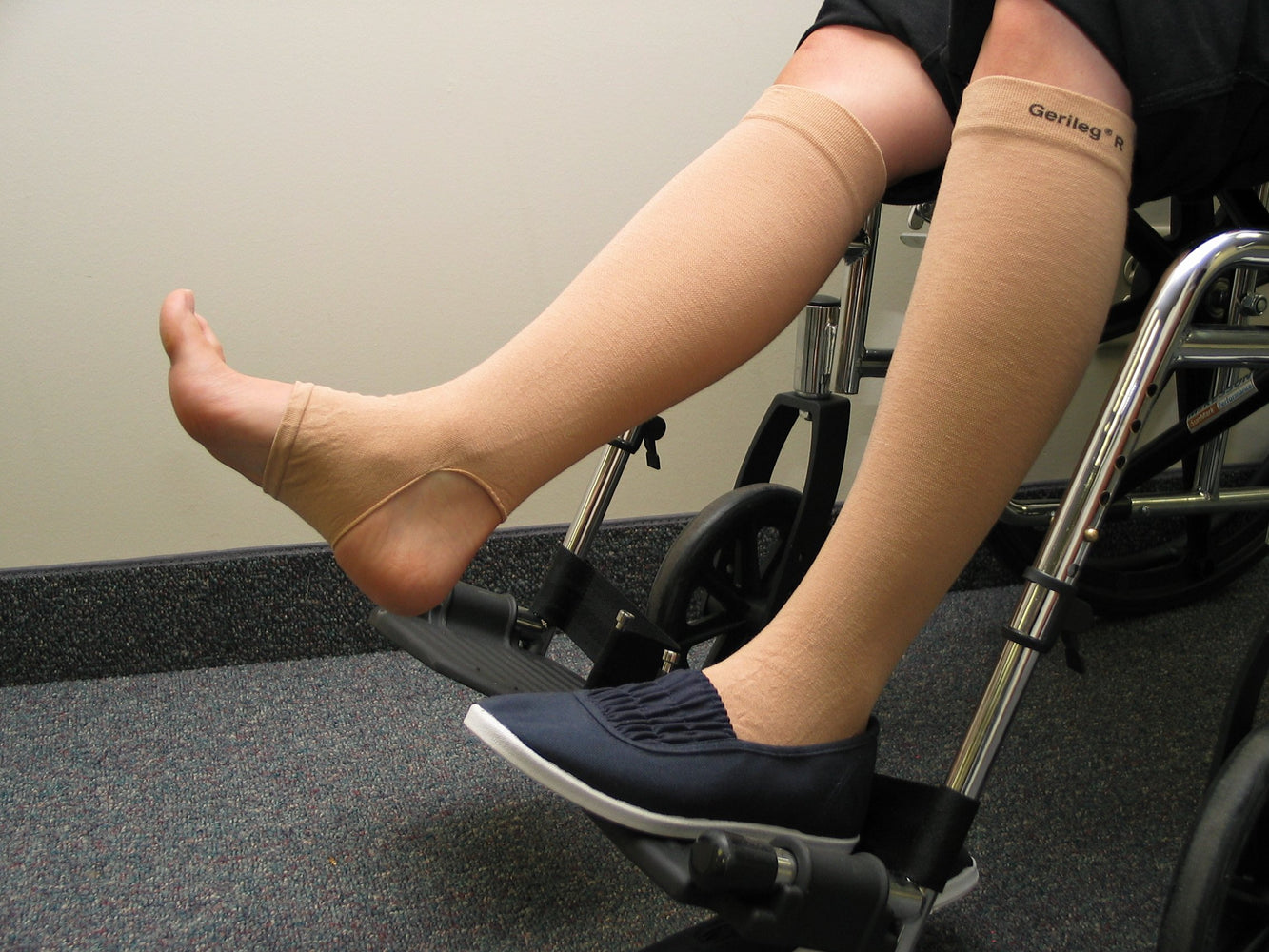 gerileg-reg-protective-leg-sleeve