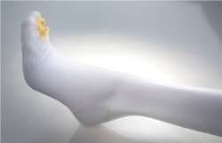 ultracare-trade-anti-embolism-stockings